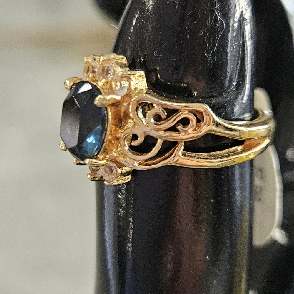 Haviland Gold Ring with Blue Gemstone and Crystal Accents - Picture 13 of 15